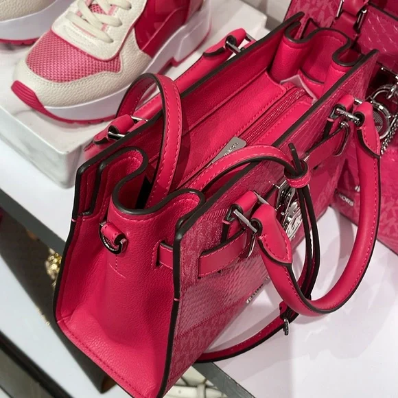 Michael Kors Hamilton Small Satchel Shoulder Crossbody Bag 
Electric Pink
NWT - Picture 5 of 16